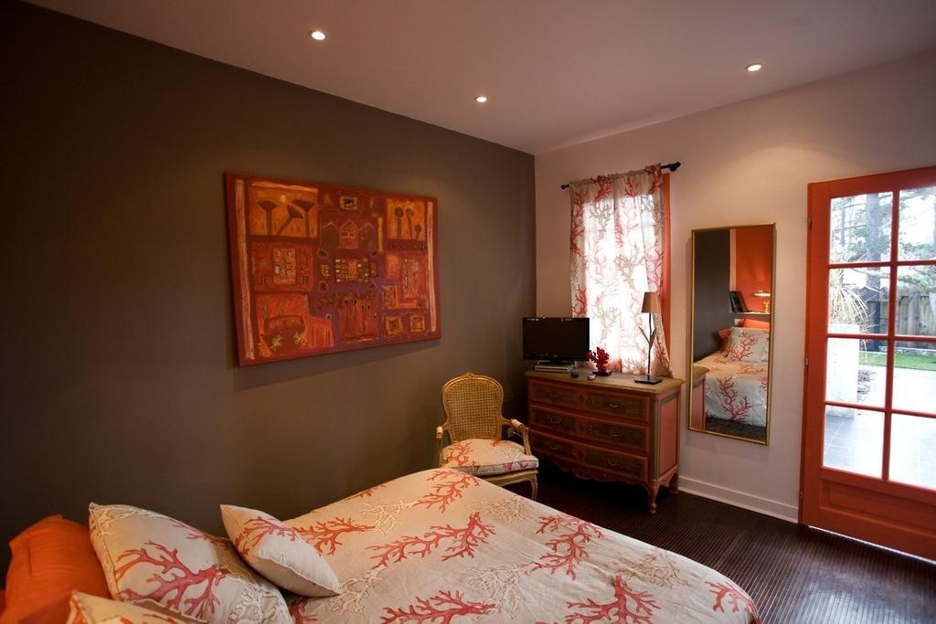 Le Comptoir Des Sables Bed & Breakfast Biscarrosse-Plage Room photo