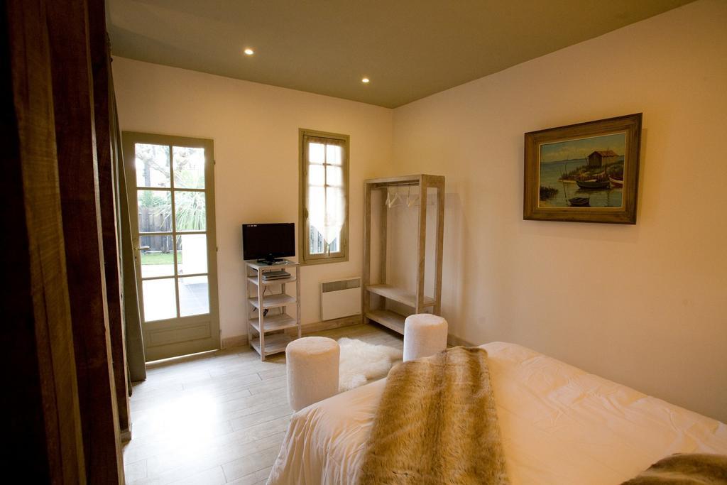 Le Comptoir Des Sables Bed & Breakfast Biscarrosse-Plage Room photo